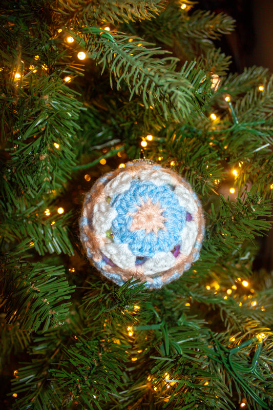 sugarplum crocheted baubles